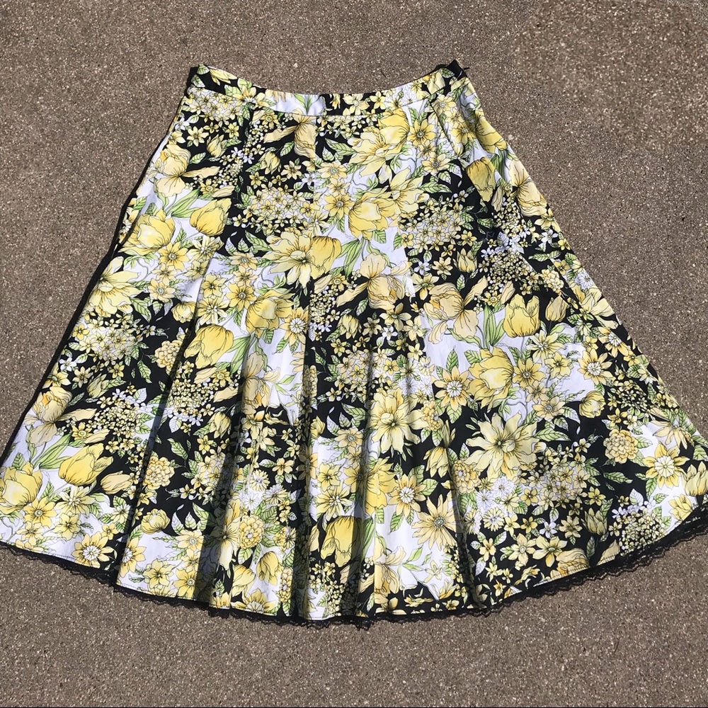 Dressbarn Floral Skirt
